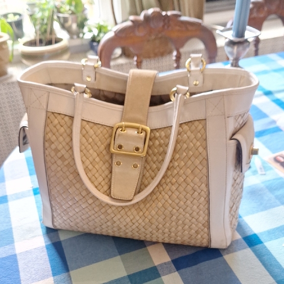 Authenic Coach Tan and Cream Woven  Bag - Picture 1 of 8